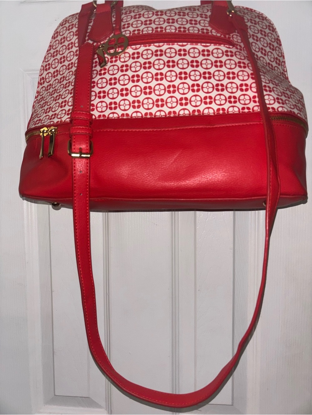 IMAN Red and White Patterned Shoulder Satchel - Picture 9 of 16